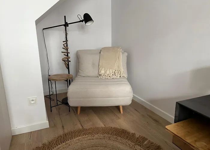 아파트 Leniwa Debina *